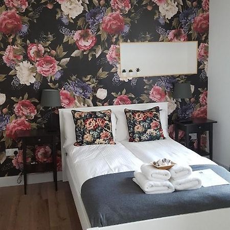 Pasta Factory Guest Rooms 골웨이 외부 사진