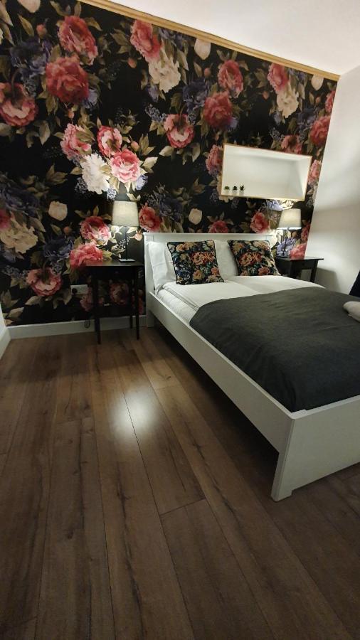 Pasta Factory Guest Rooms 골웨이 외부 사진