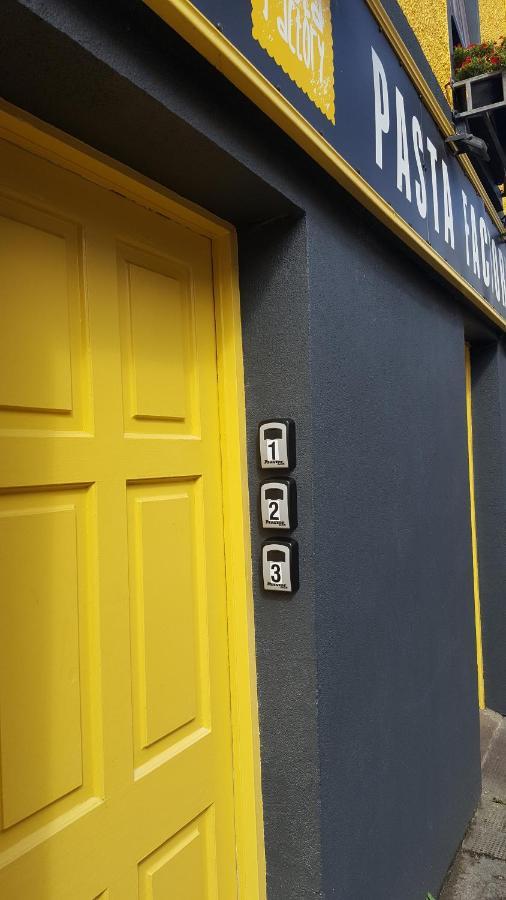 Pasta Factory Guest Rooms 골웨이 외부 사진