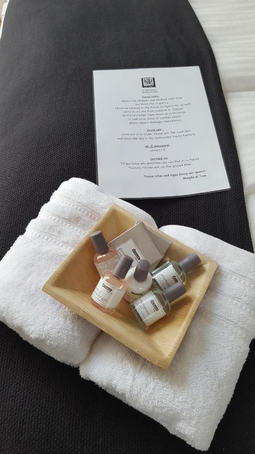 Pasta Factory Guest Rooms 골웨이 외부 사진