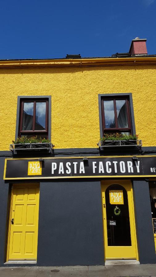 Pasta Factory Guest Rooms 골웨이 외부 사진